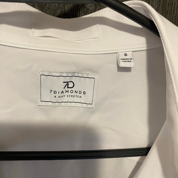 Beautiful quality. Tampa Bay 7 Diamonds shirt size small. NWT. - Picture 2 of 5